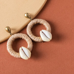 Boucles d'oreilles Corde Sisal et Coquillage Cauri